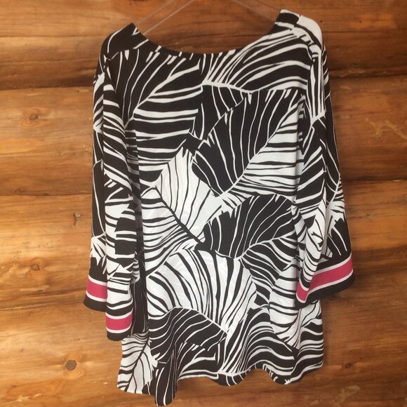 Catherines Black Label Zebra Print with Fuchsia Stripes Flowy Top Size 1X - Picture 4 of 6